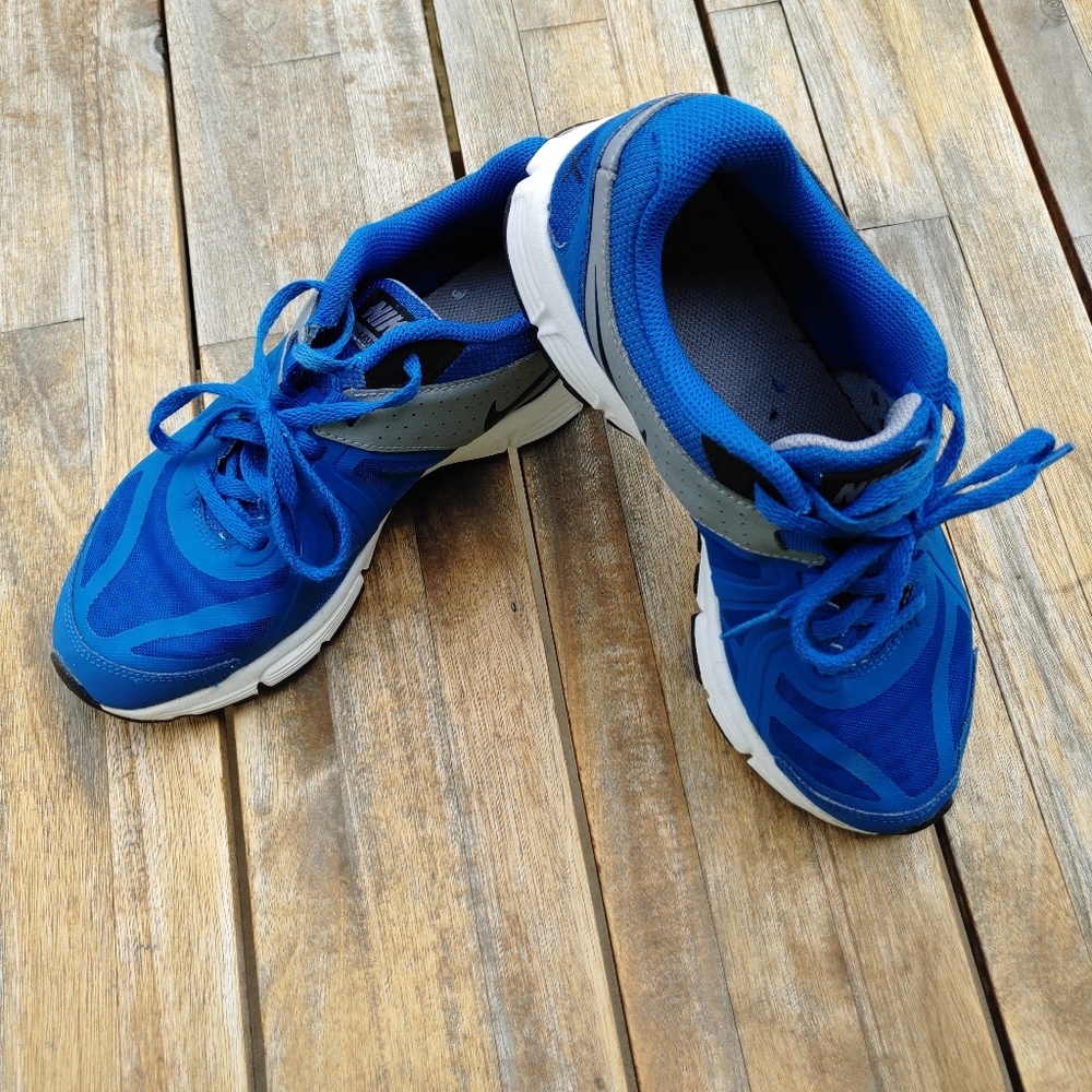 Nike Youth Size 7